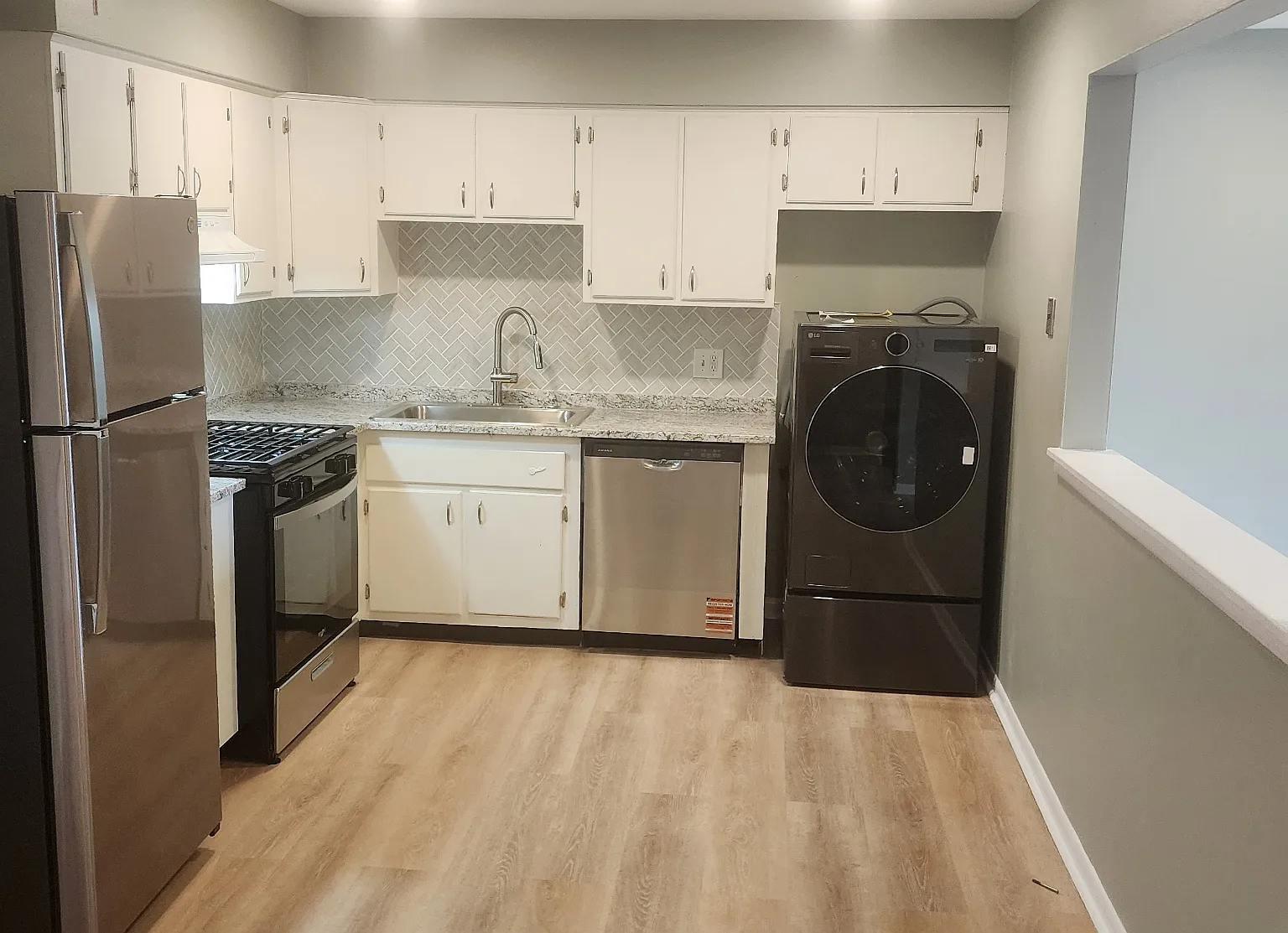 Oak Knoll 1 - 101-1W6 — Photo 1