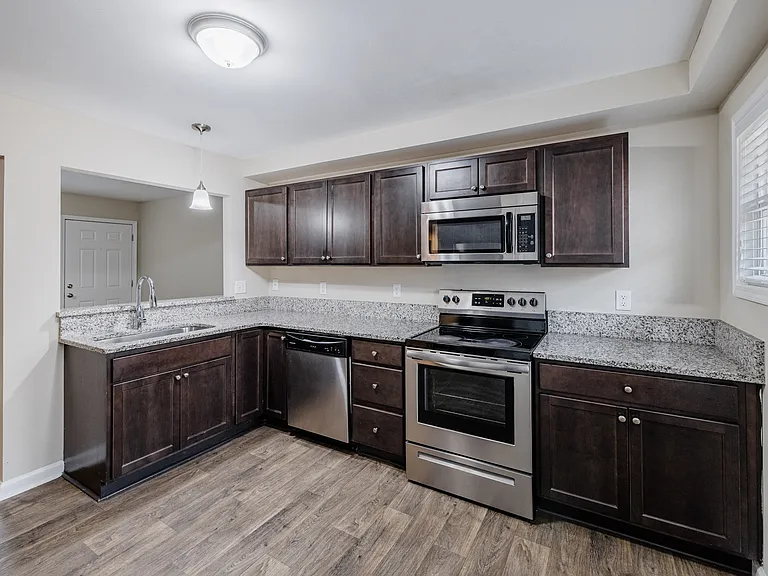 Forest Pointe — Photo 170