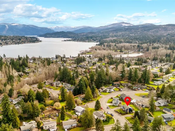 2825 E Crestline Drive, Bellingham, WA 98226