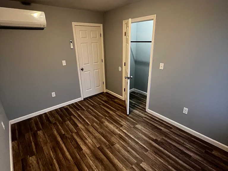 184 Oconnell St #2 — Photo 16