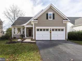26153 Rachel Hill Dr, Chantilly, VA 20152