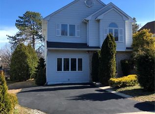 16 Shelly Rd, Old Bridge, NJ 08857