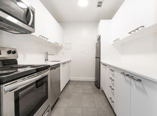 240 Oriole Parkway, Toronto, ON M5P 2H1