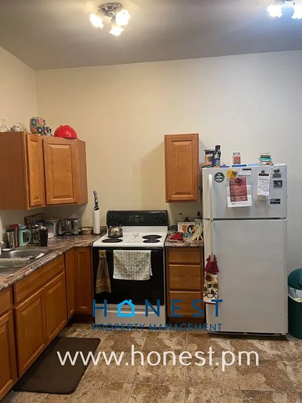 1 bed, 1.0 bath — Photo 1