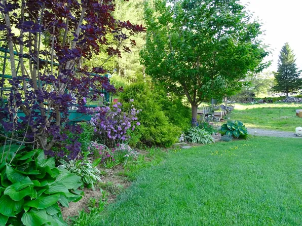 5984 Old 421 S, Deep Gap, NC 28618