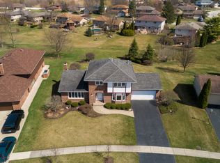 14721 Middle Pinecreek Dr, Orland Park, IL