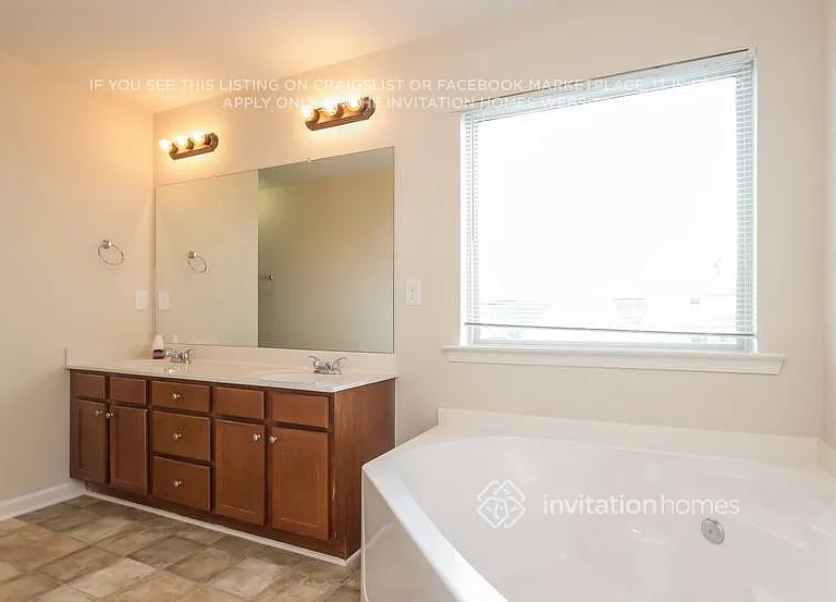 2146 Villa Spring Ter — Photo 18
