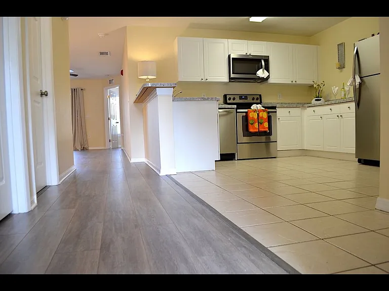 8852 Grand Palms Cir #A — Photo 7