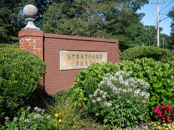 24 Stratford Rdg #24, Mashpee, MA 02649