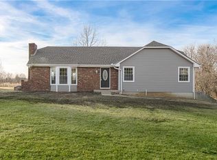 3568 SE Old Barn Ln, Holt, MO 64048