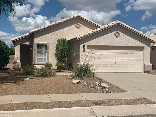 2010 W Cholla Vista Dr Photo 1