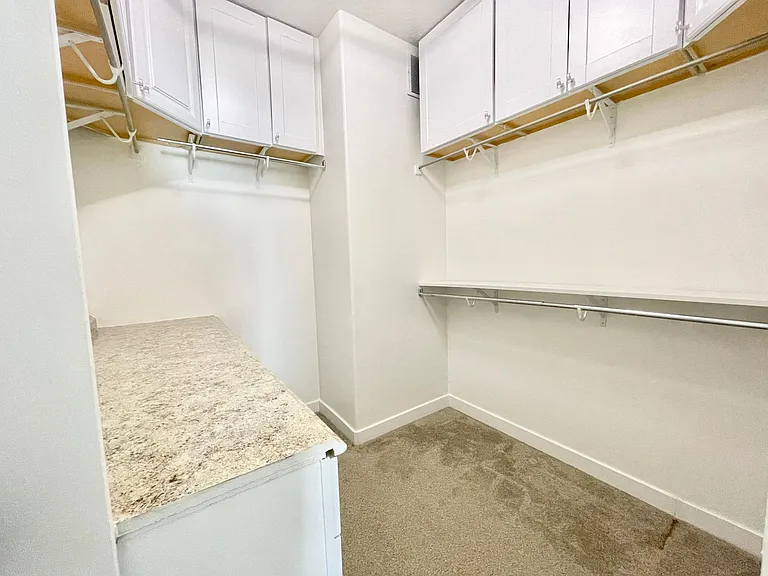 10924 S Glenda Ln — Photo 12
