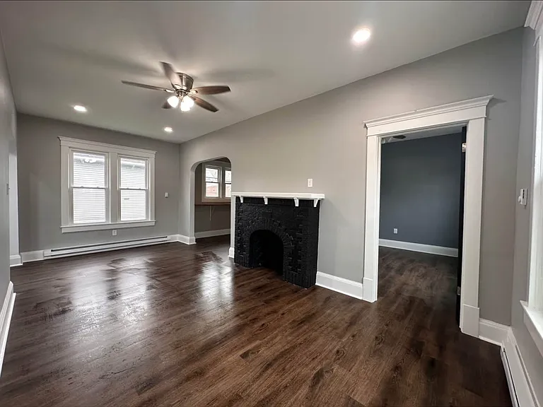 124 Park Blvd #1/2 — Photo 4