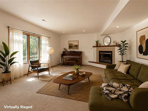 5th image of 2214 Ridgeview Dr