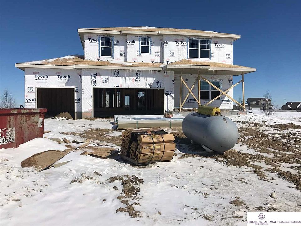 1st image of 10569 S 110th Ave