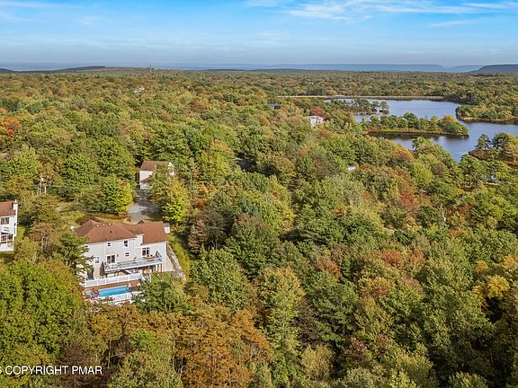 2nd image of 318 Mountain Top Lake Rd