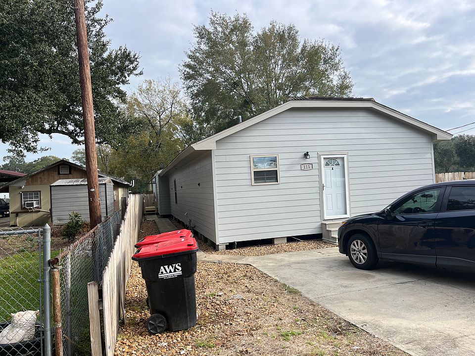 1st image of 111 Eunice Dr #A