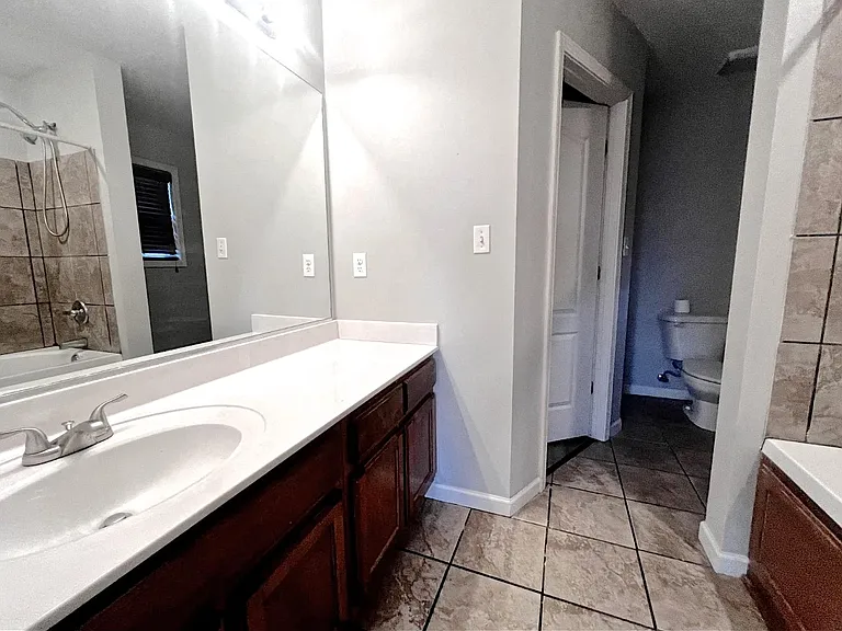 4725 Wildwood Ln — Photo 10