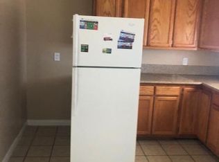 20430 Zuni Rd APT 3, Apple Valley, CA 92307