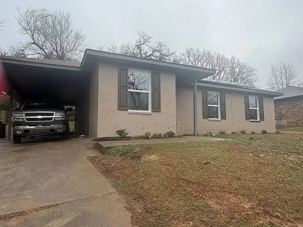 1817 N 29th St, Van Buren, AR 72956