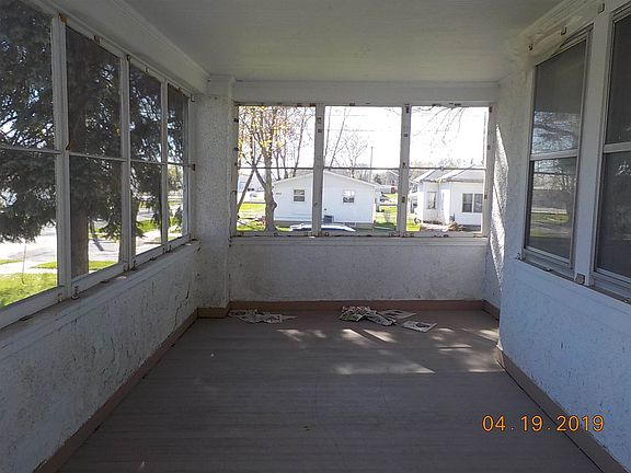 2nd image of 502 E Broadway St