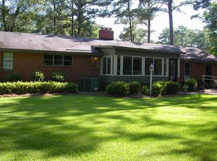 2808 Pelham Rd, Rocky Mount, NC 27804