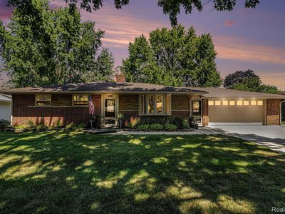 3768 Embarcadero St, Waterford, MI, 48329