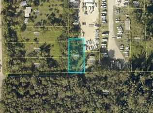 10404 Betsy Pkwy, Saint James City, FL 33956