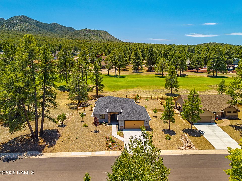 1st image of 2747 W Brookhollow Dr
