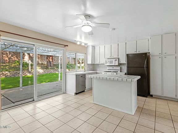 5th image of 2569 Oakbrook Dr