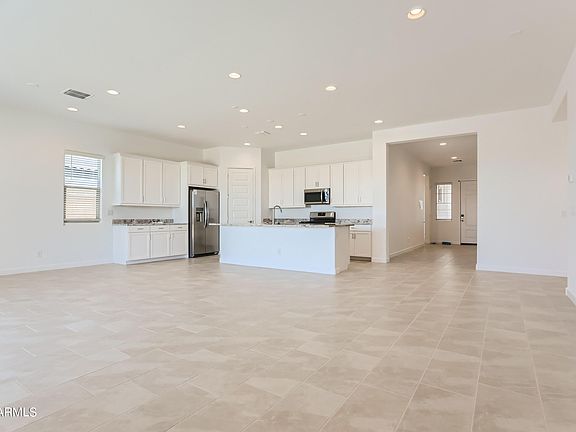 5th image of 4111 S 109TH Avenue