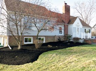 9662 Johnnycake Ridge Rd, Concord Township, OH 44060