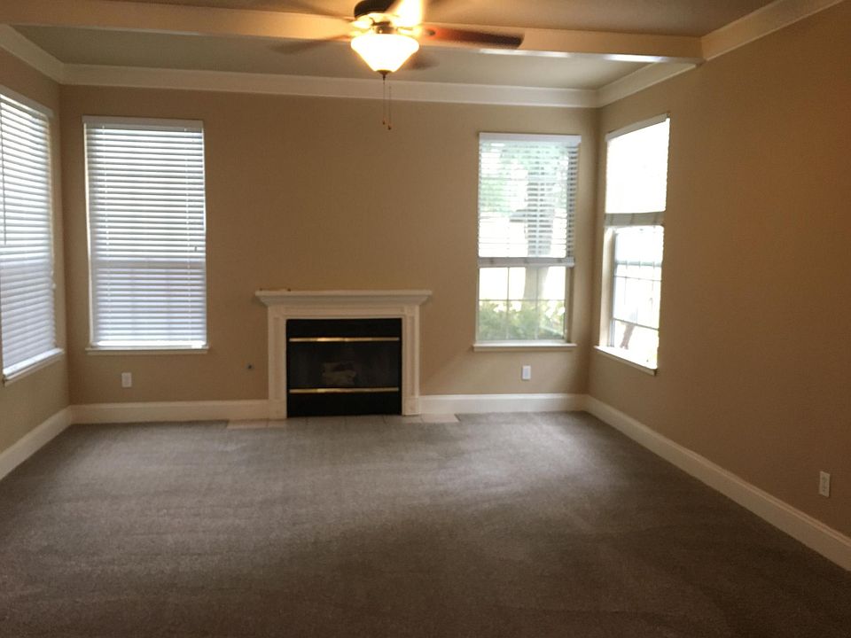 1st image of 8147 N Cedar Ave APT 111