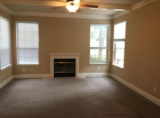 8147 N Cedar Ave APT 111, Fresno, CA 93720