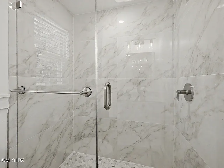 25 Hoover Rd — Photo 15