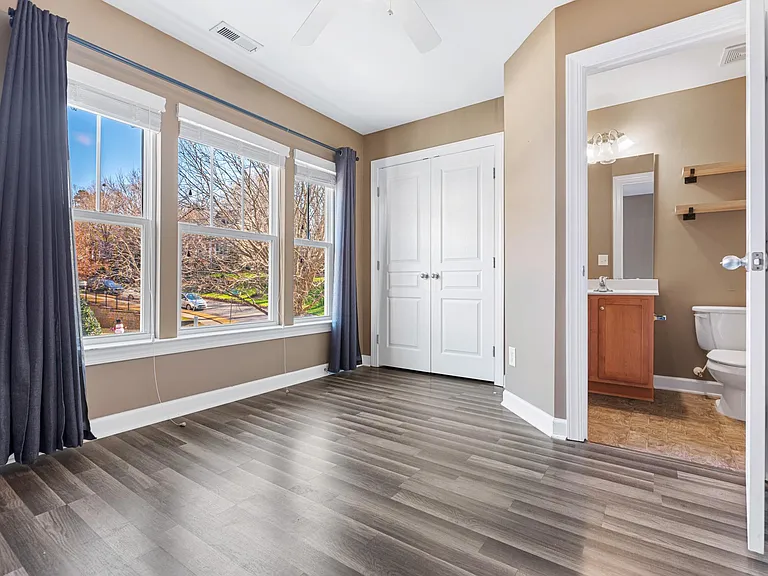 8007 Goldenrain Way — Photo 10