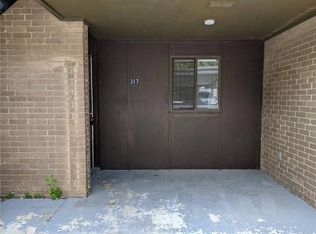 317 S 7th St, Rogers, AR 72756