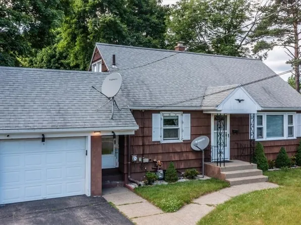 175 Clark St, Worcester, MA 01606