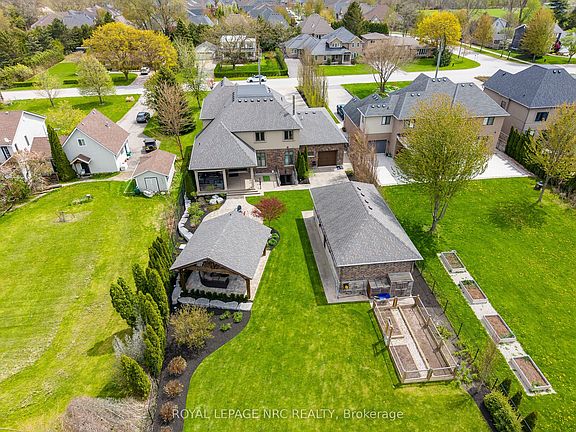 2nd image of 294 Tanbark Rd