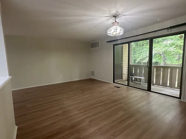 1511 Woodhollow Dr #1, Marlton, NJ 08053