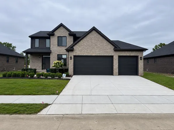 45537 Gable Dr, Macomb, MI 48088