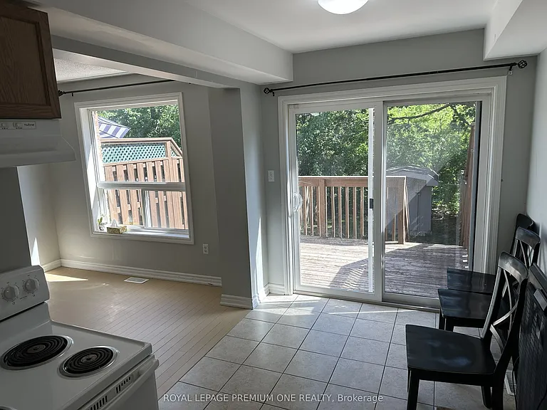 71 Sydenham Wls — Photo 6