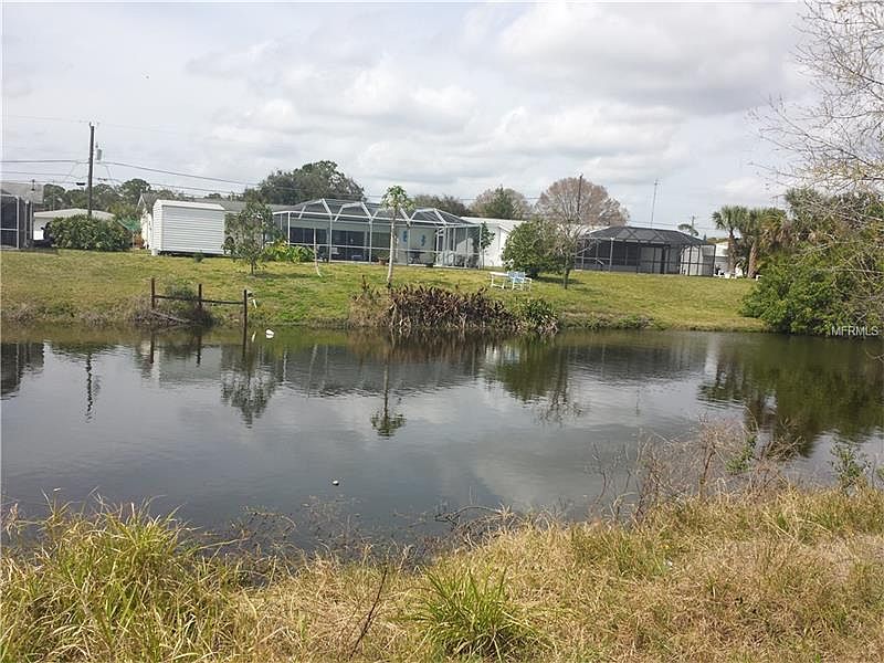 1st image of 3461 Beacon Dr