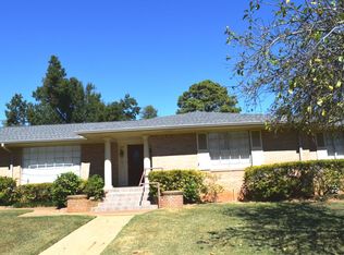 1011 Hilltop Dr, Palestine, TX 75801