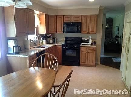 3rd image of 3838 Elizabeth Dr