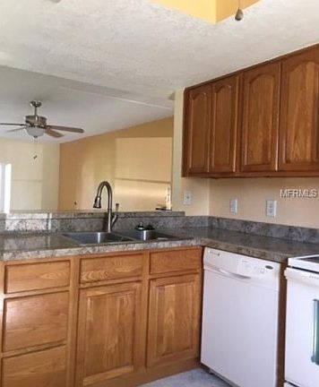 4th image of 127 E Cypress Ct