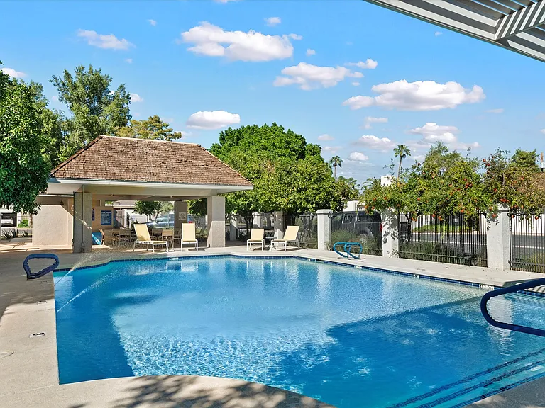 7005 N Barbados Pl — Photo 40