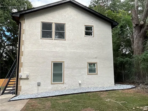 51 Mullis St, Fairburn, GA 30213