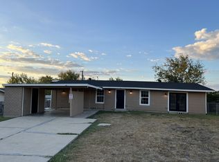 111 Hidden Valley Dr, San Antonio, TX 78227