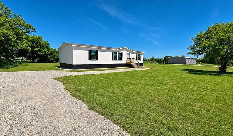 1230 S Agnes Wills Rd — Photo 1